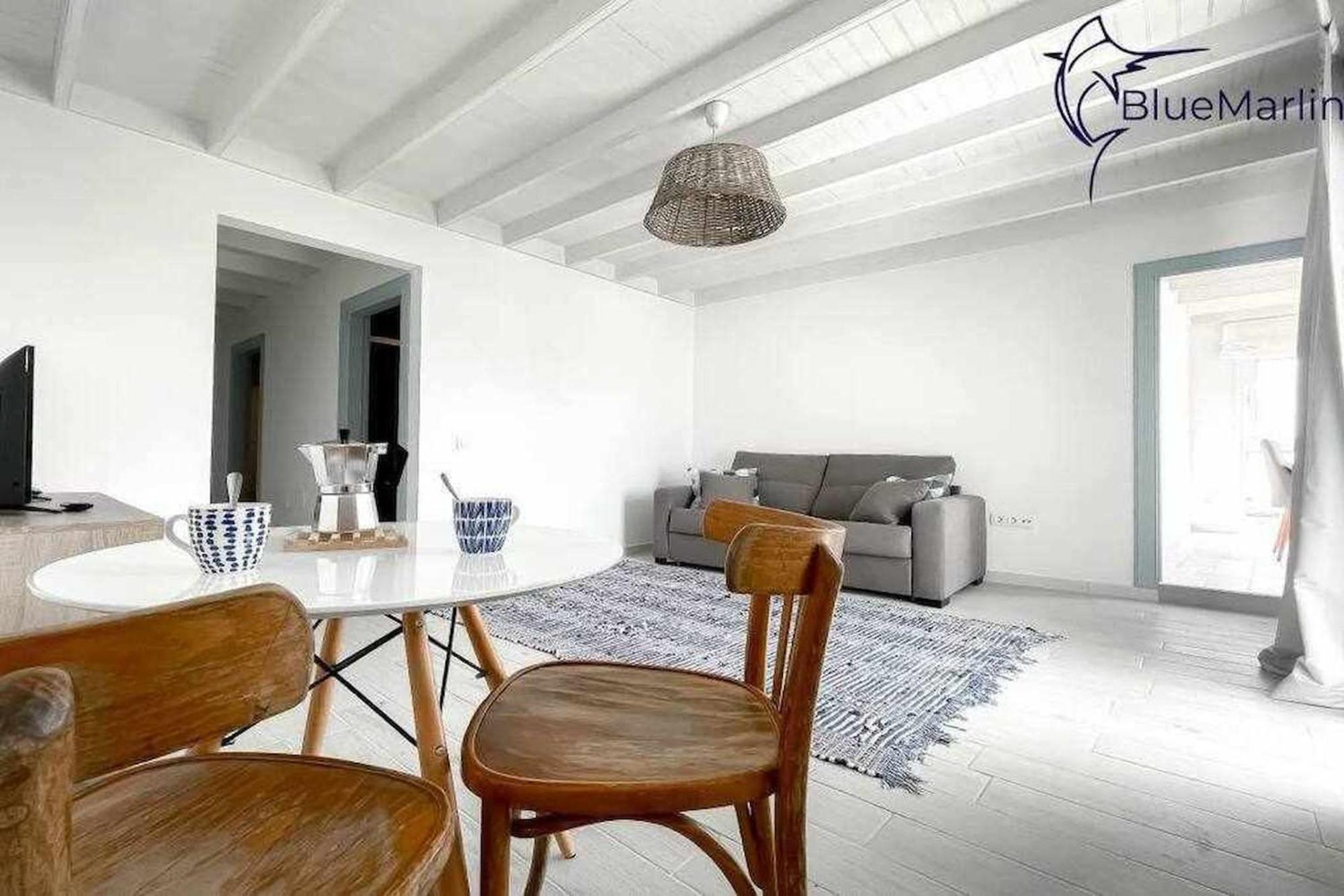 Апартаменты B-Rent Bluemarlin Boutique Sea View Коральео Экстерьер фото
